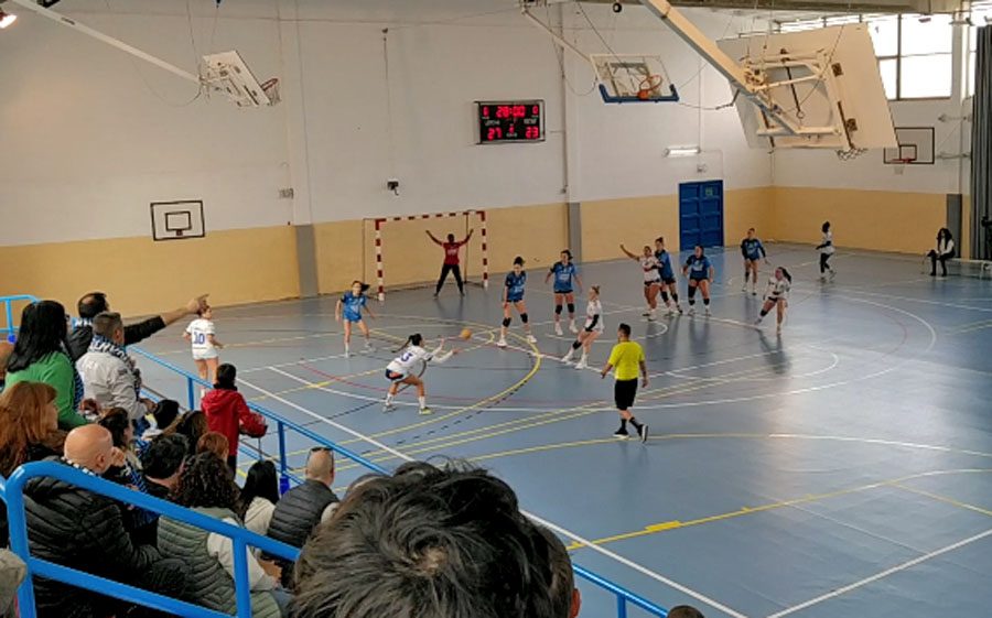 El Granollers juvenil femení és líder de grup tot i haver perdut a Llavaneres