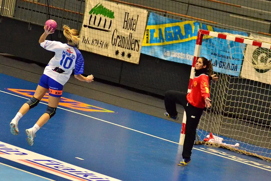 Marjo, màxima golejadora del matx, al partit de Granollers