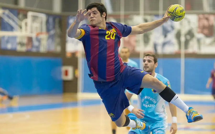 L'esquerrà Alejandro Márquez, màxim golejador