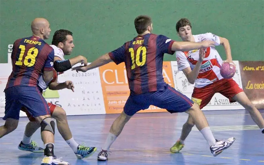 Una imatge del Nava - Barça B de la 1a volta