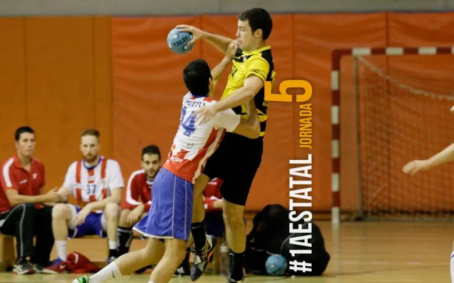 El Joventut Handbol Mataró continua líder