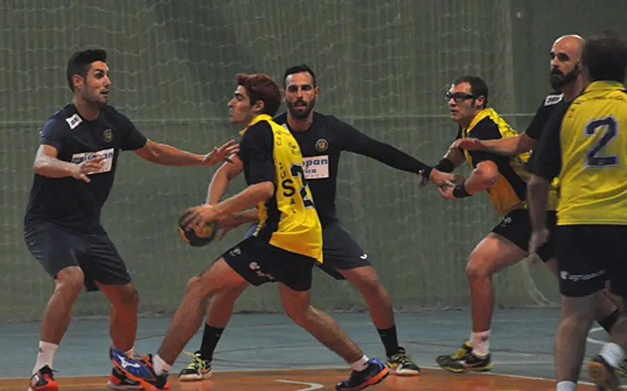 El Cambrils continua ferm amb 6 de 6