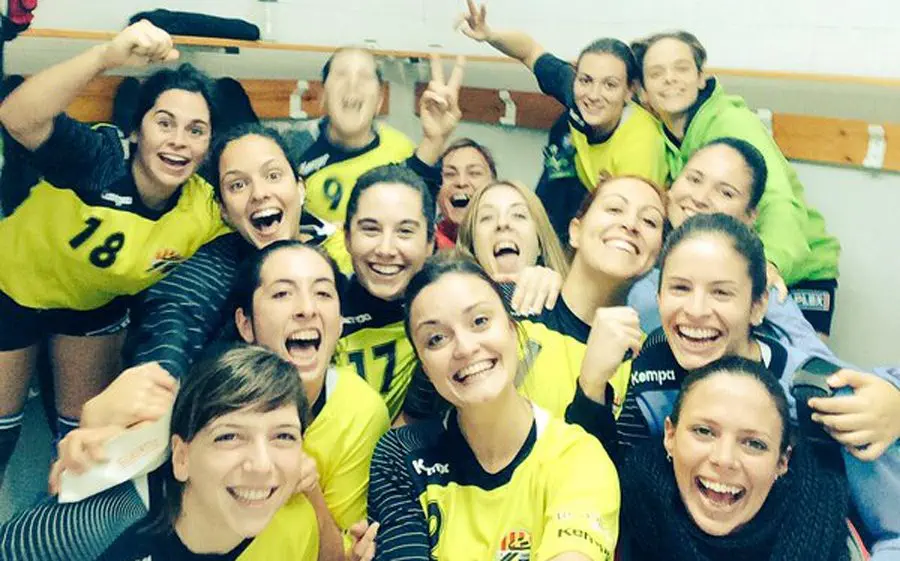 El Canovelles va guanyar un derbi especial per a moltes