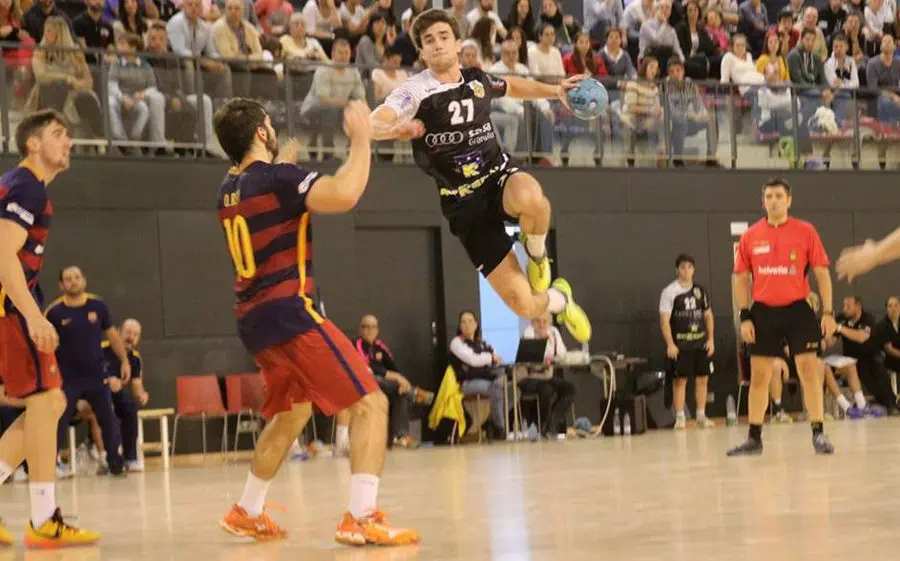 Pere Vaquer va ser el màxim golejador amb 7 gols (aquí en el partit de la 1a volta)