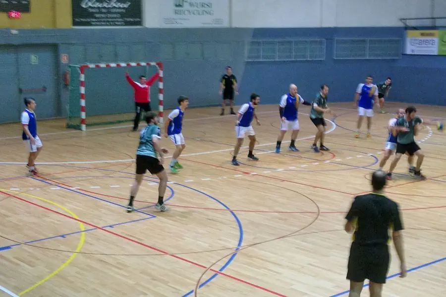 El Pavelló de Parets viurà un gran partit entre els dos primers