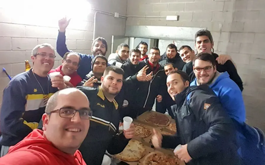 L'Handbol Coope Sant Boi feliç ja que continua líder