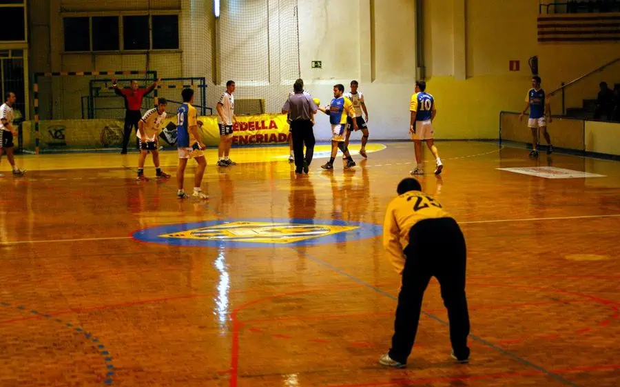 Tornen els Sarrià- La Roca al pavelló sarrianenc