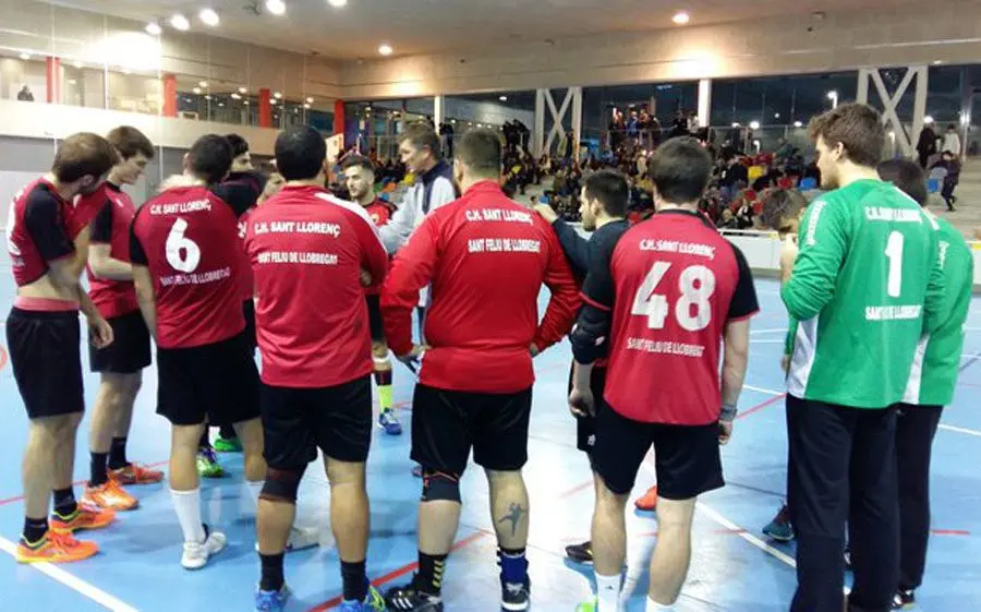 El Santllo va superar el derbi i torna al lideratge