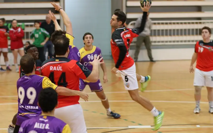 El Montcada B pot recuperar el 2n lloc