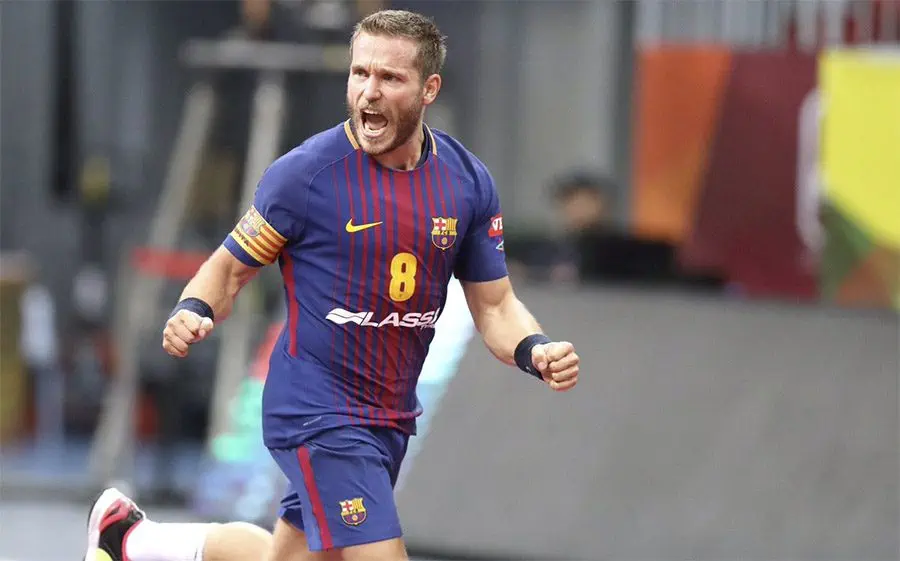 Gran final del capità Víctor Tomas