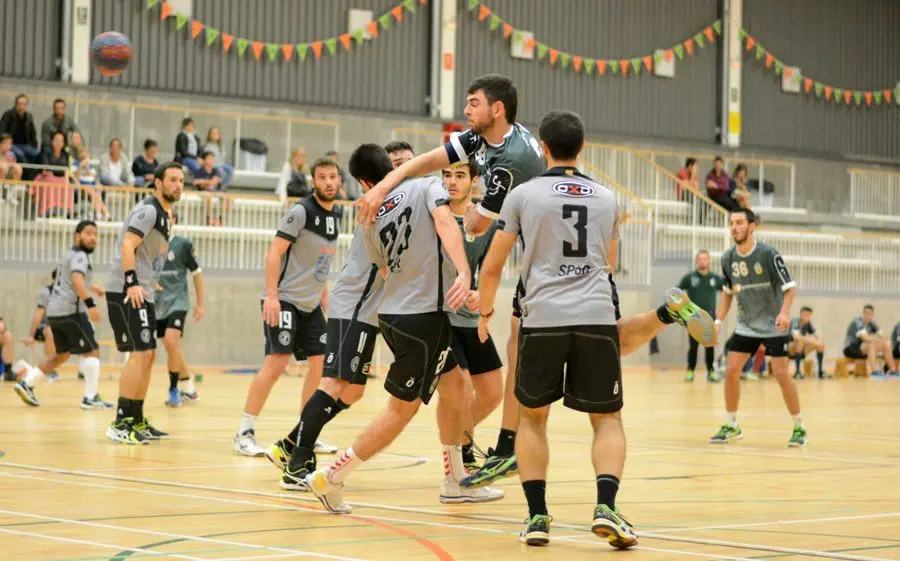 L'Escola Pia ha guanyat els cinc partits