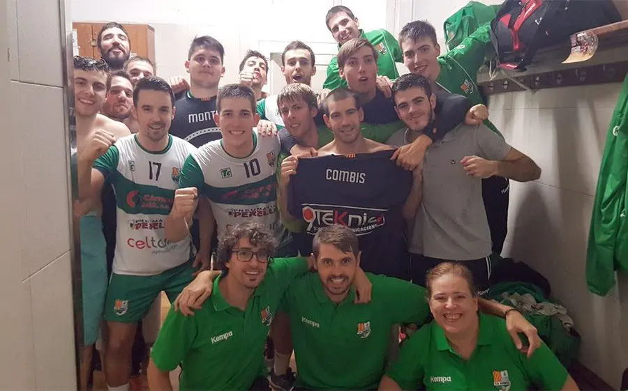Els bordilencs celebrant el triomf a la Copa