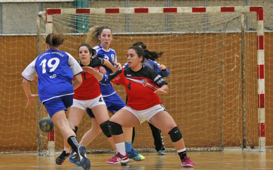 Montcada i Banyoles, ja classificats, lluiten pel primer lloc del grup B