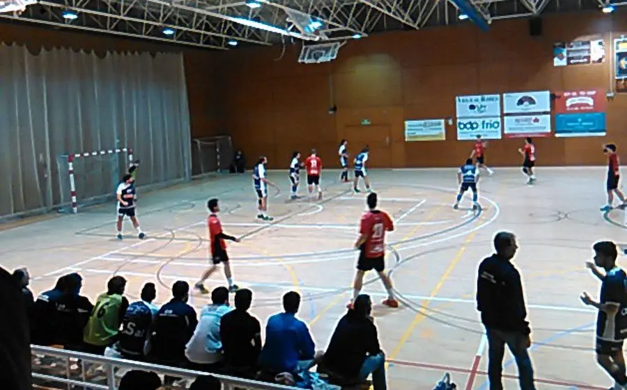 El pavelló de Sant Pere de Ribes rep un partit atractiu