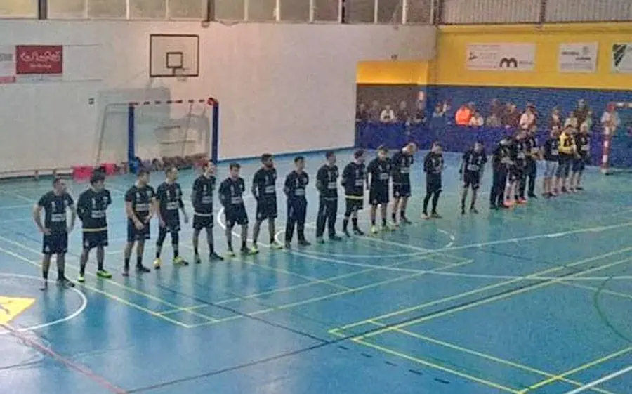 El Canovelles és el líder de Lliga