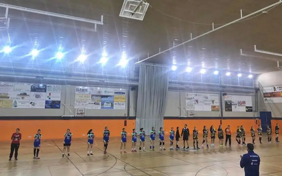 Els dos equips abans del partit