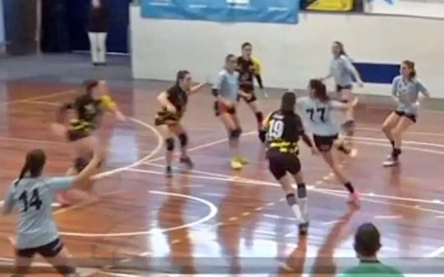 Imatge del partit en el qual el líder va cedir un punt