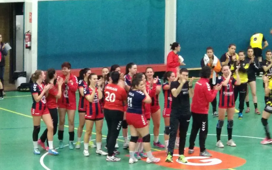 L'equip gavanenc va derrotar el líder i es queda a dos punts de les fases