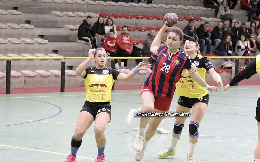 Imatge del partit entre Gavà i Vilamajor