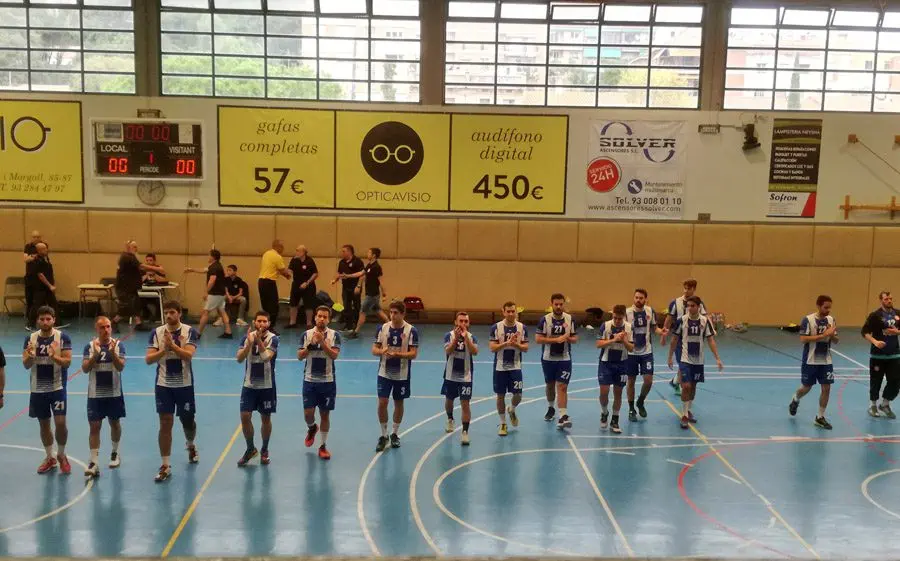 L'equip blanc-i-blau en la presentació dels equips