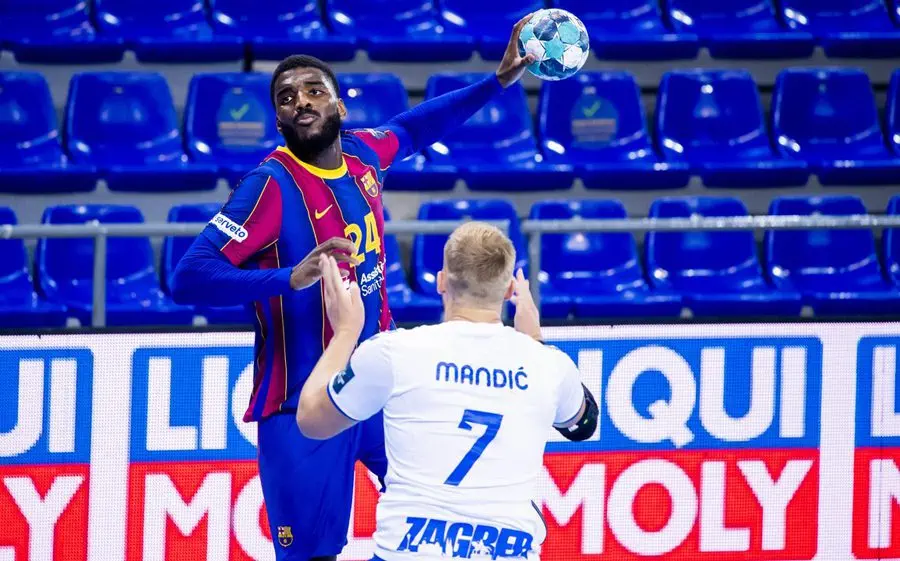 Dika Mem màxim golejador del partit amb 8 gols