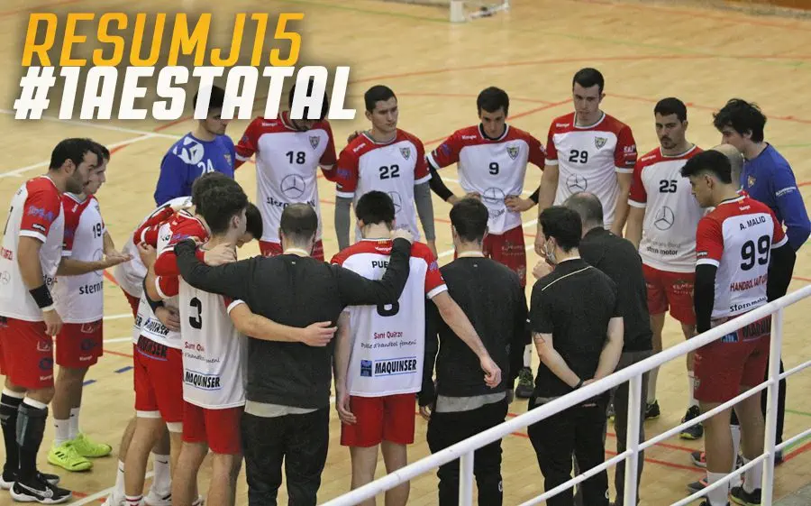L'equip "kiri" arriba al final de la primera volta per davant