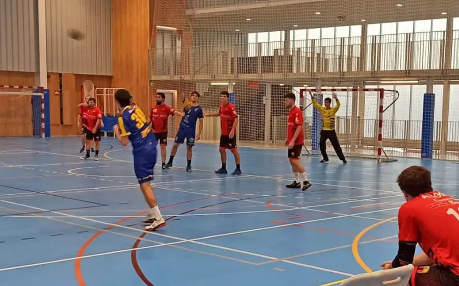 Imatge d'un amistós entre Igualada B i Santllo B