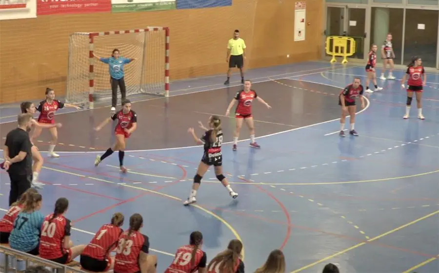 La Coope Sant Boi guanya a La Roca i puja al tercer lloc del grup A