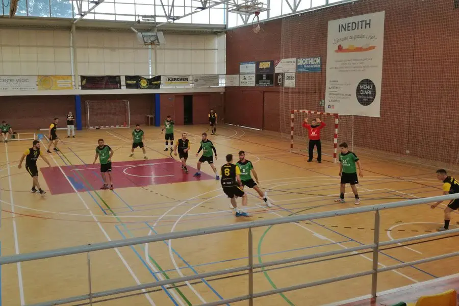 El pavelló de La Garriga és un dels centres d'atenció de la jornada