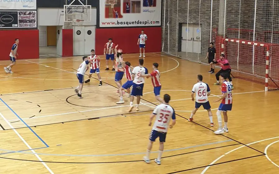 Imatge del partit entre Sant Joan Despí B i Sanes B