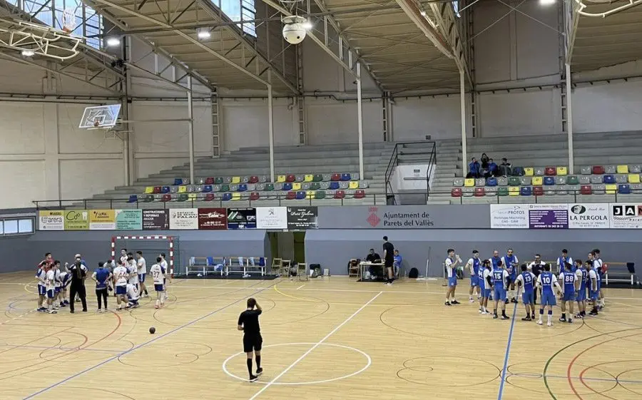 El pavelló de Parets viurà el partit de la jornada