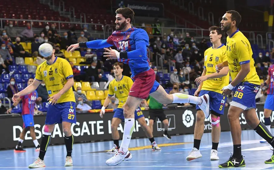 Imatge del partit de la temporada passada entre Barça i Bidasoa