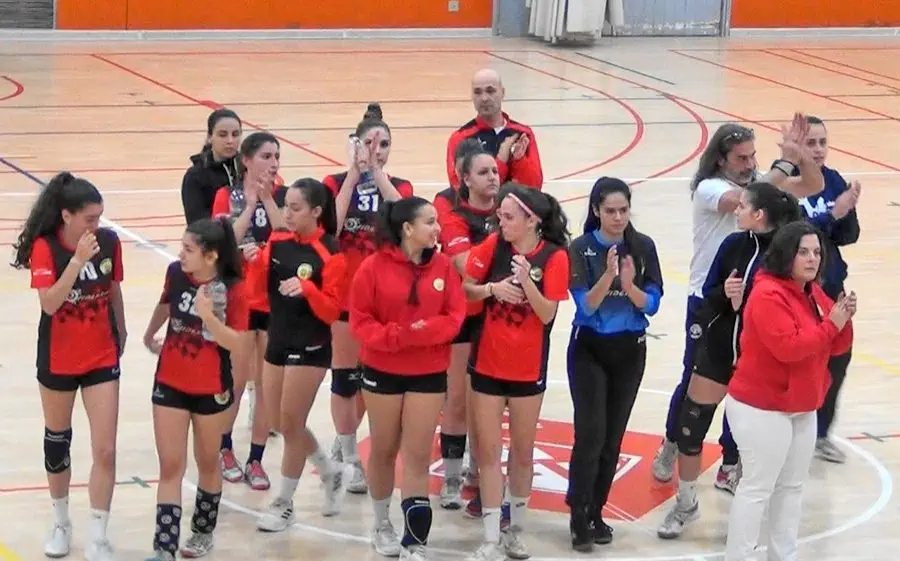 L'equip ribetà després de guanyar a Les Franqueses