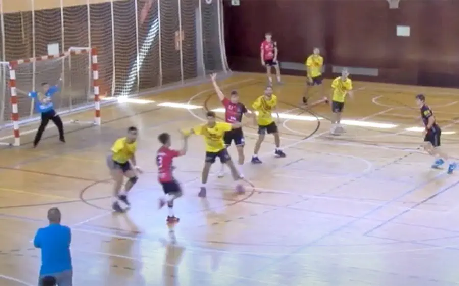 Imatge del partit de la primera fase entre Sant Cugat B i La Garriga