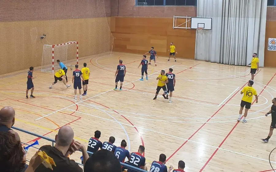 El pavelló d'Esparreguera rep un partit "de fase d'ascens"