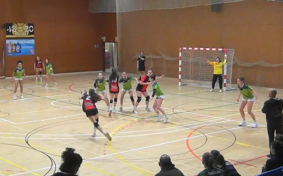 El Palautordera va superar l'escull de la pista de l'Handbol Ribes