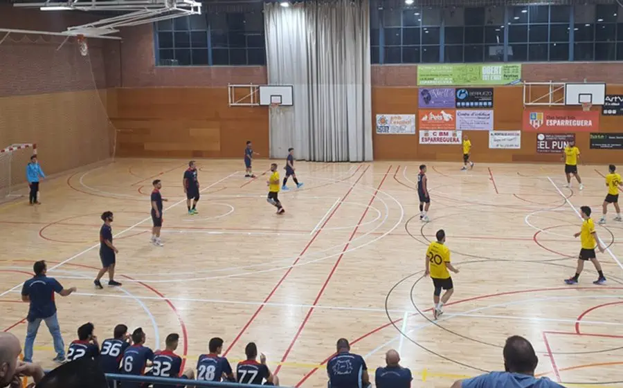 El pavelló esparreguerí rep el partit de la jornada