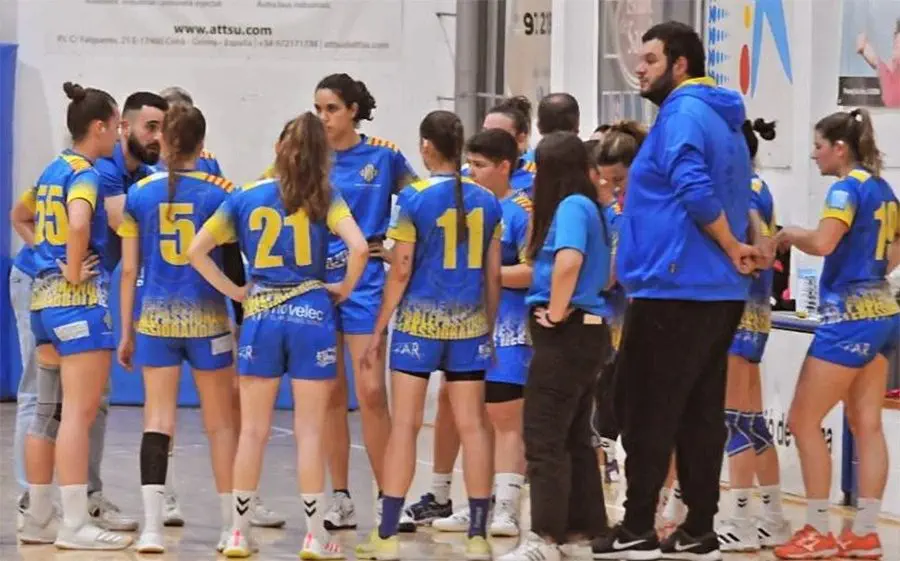 L'equip sarrianenc ha guanyat els dos partits que ha jugat a la seva pista