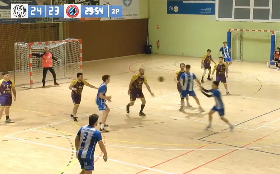 Imatge de l'últim atac del partit jugat a Calella
