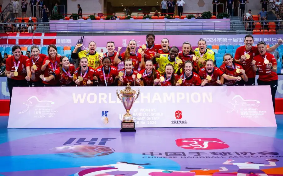 La selecció espanyola juvenil femenina fa història amb el seu primer títol mundial