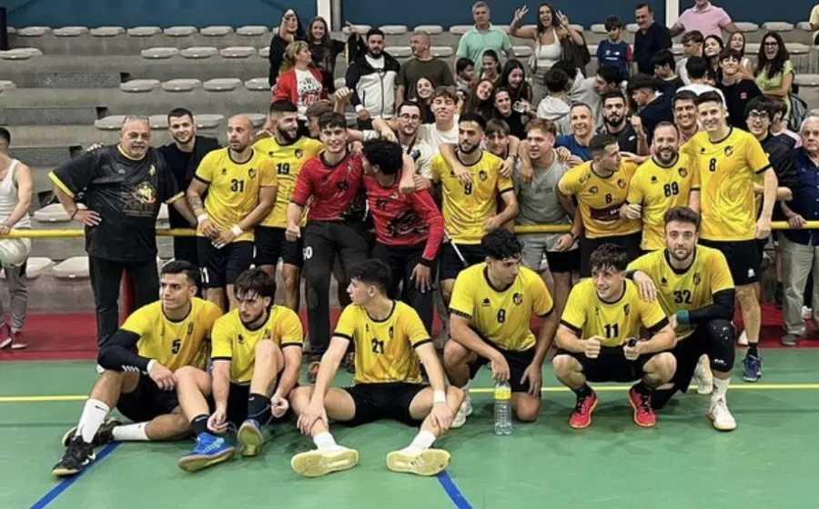 El Castelldefels lidera el grup A