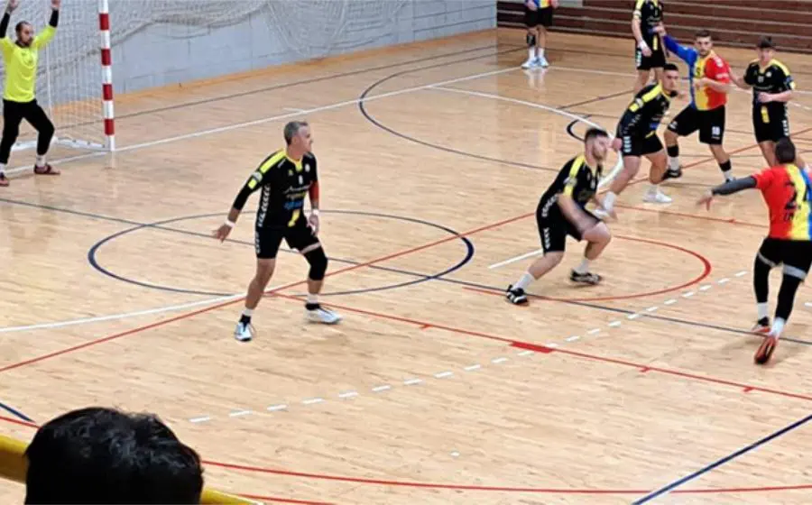Un dels partits destacats es juga a Amposta, amb visita de l'Andorra
