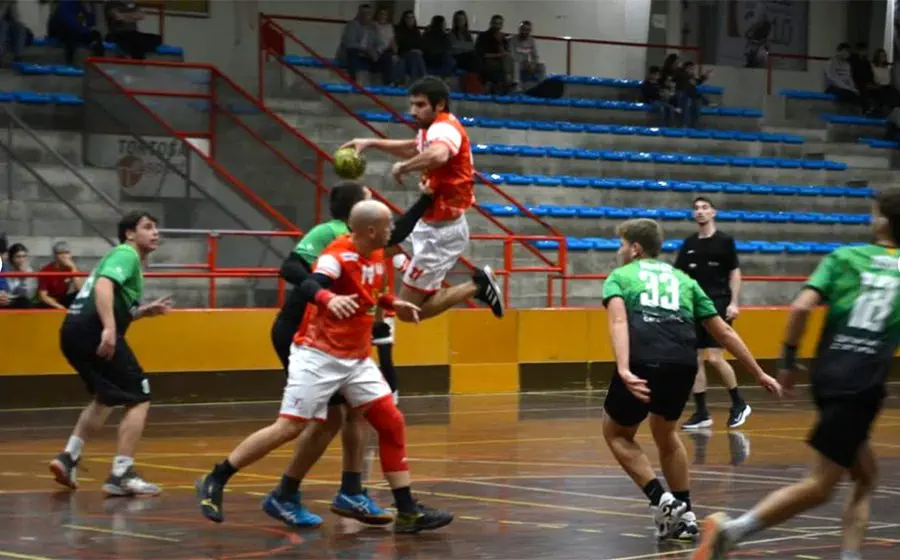 Imatge d'un partit de la temporada passada al pavelló tortosí de Ferreries