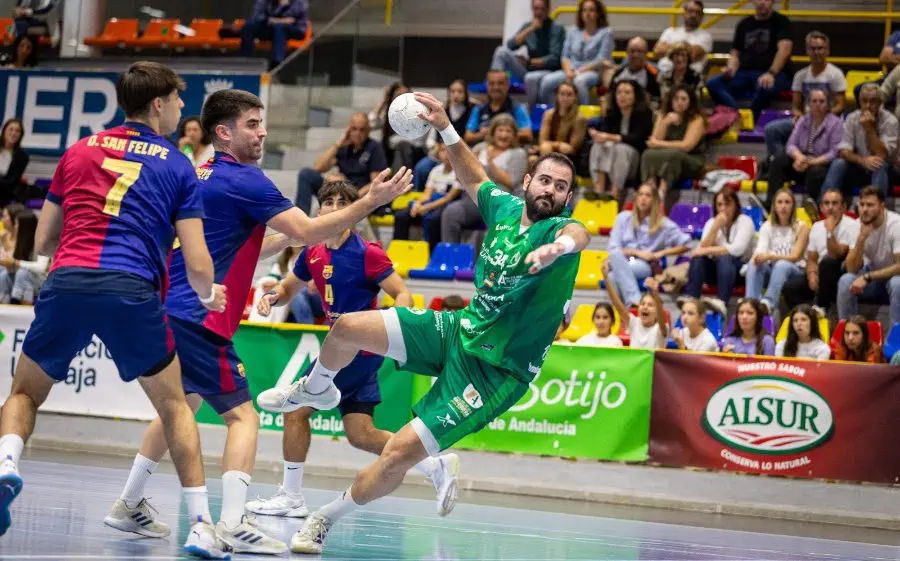Imatge del partit, amb Abad un dels màxims golejadors en acció