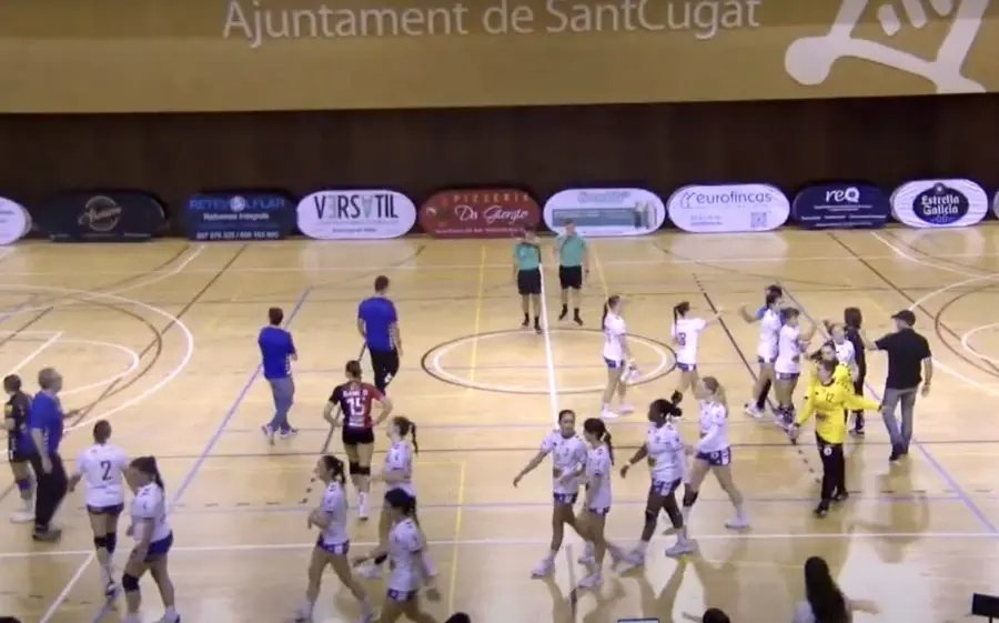 L'equip granollerí al final del partit a Sant Cugat