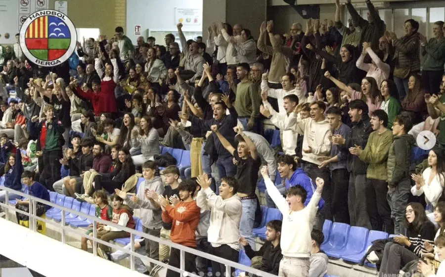 El pavelló de Berga omple les grades en cada partit