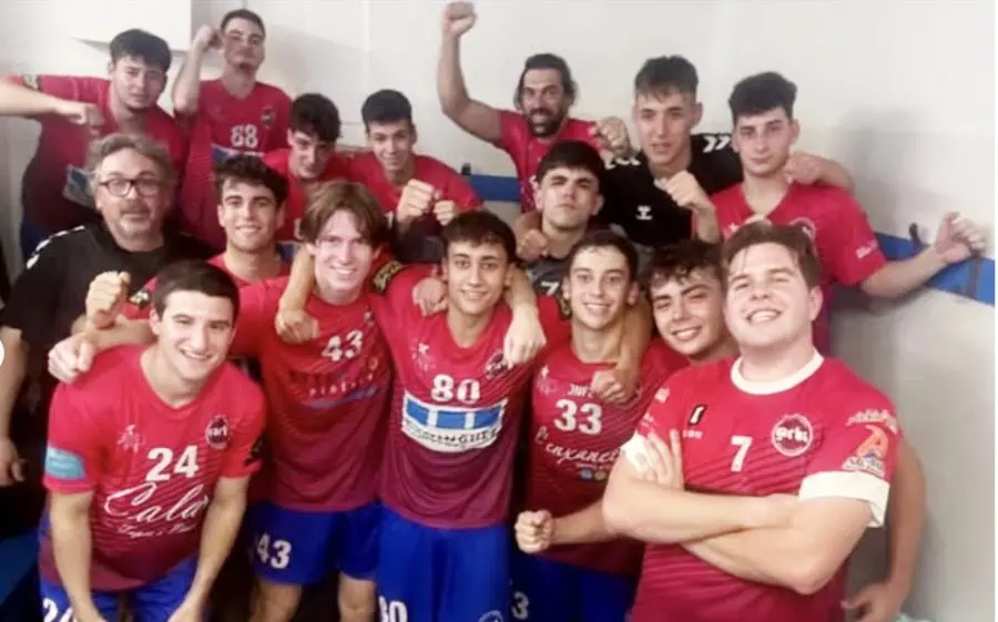 El Garbí B lidera el grup A