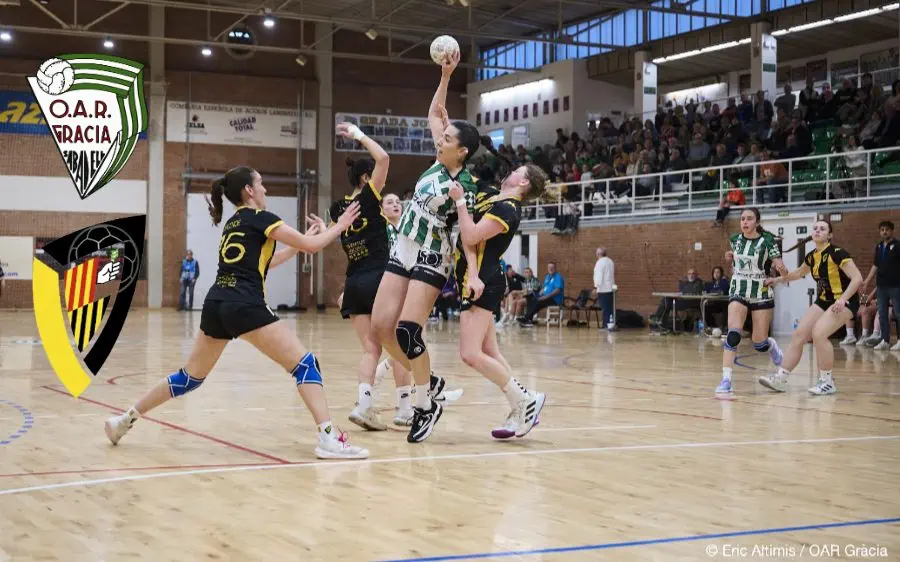 Imatge del partit OAR Gràcia A- JH Mataró de la temporada passada a Plata