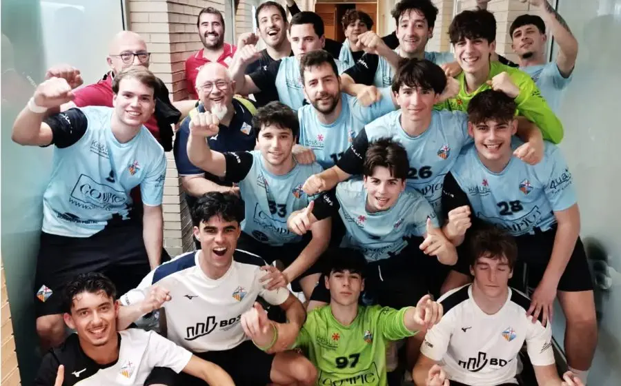 El Poblenou va sorprendre al líder i encara està viu per lluitar per l'ascens